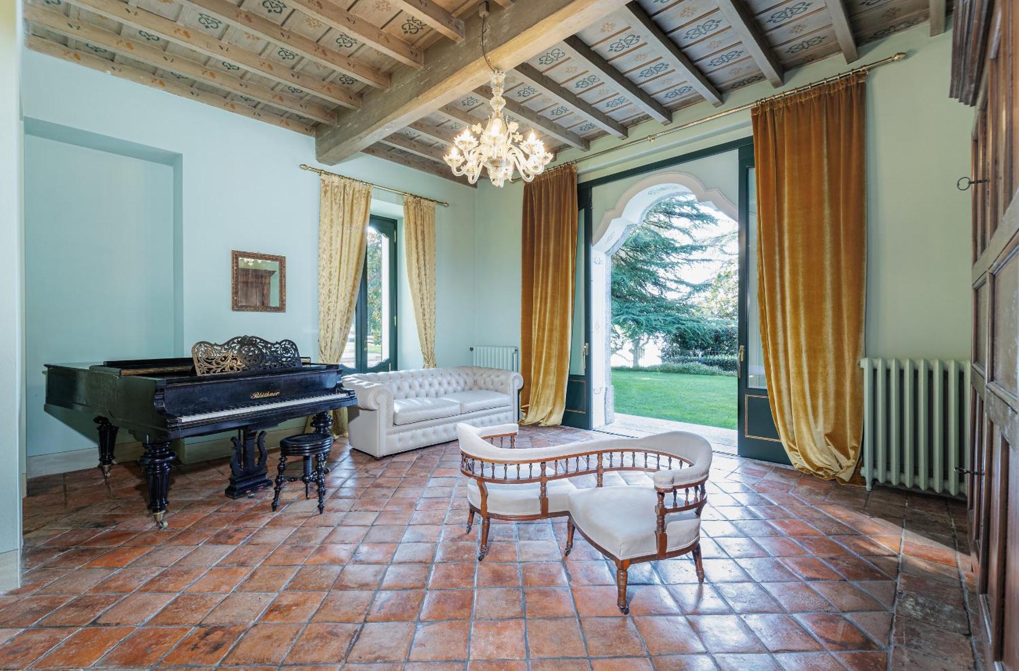 Villa Sinfonia By Myvillacollection Blevio Exterior photo